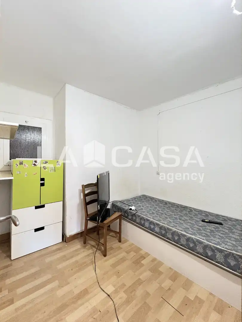 Bedroom of Flat for sale in Artigues - Llefià
