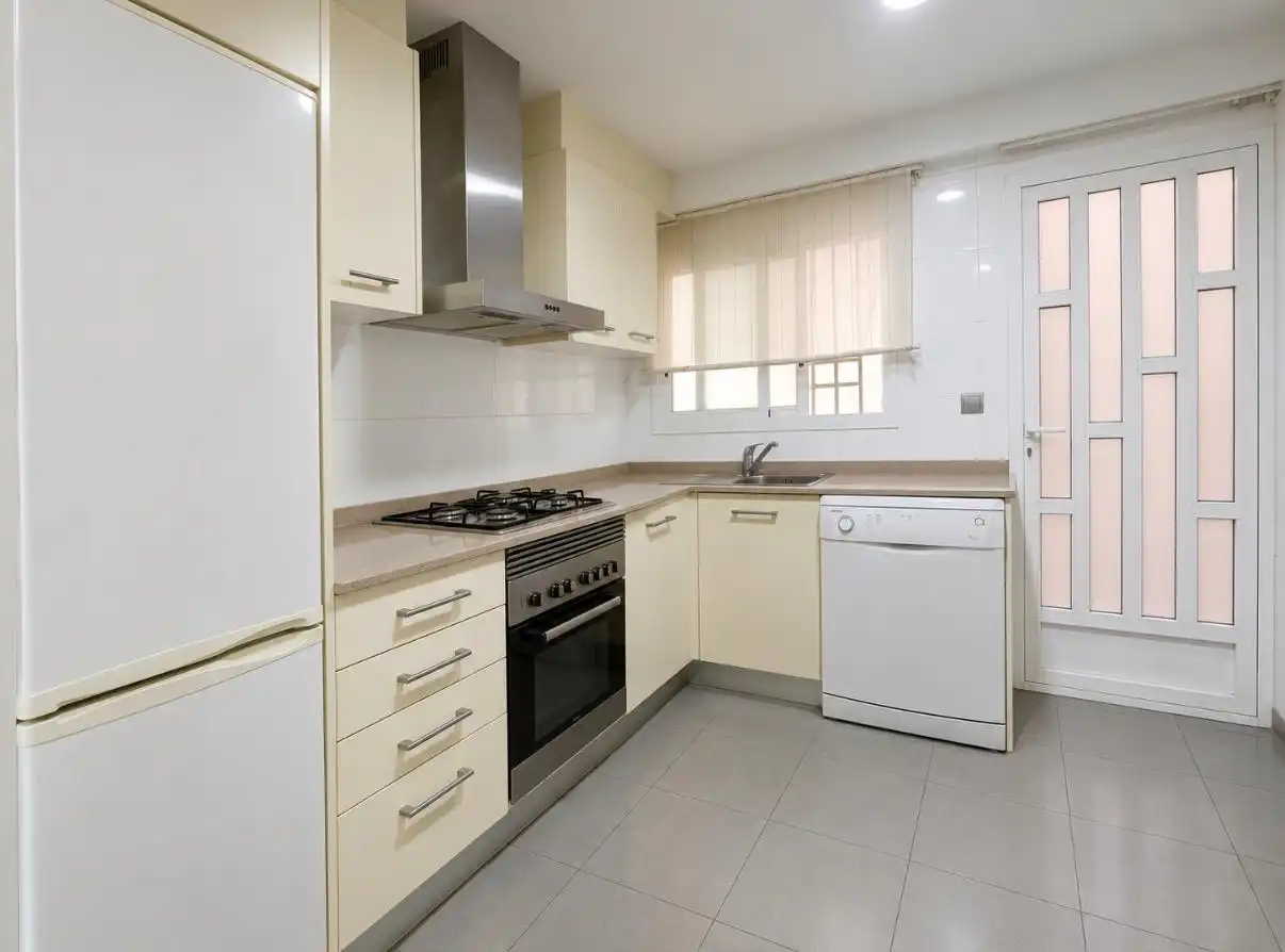 Kitchen of Flat for sale in Valencia  with Terrace