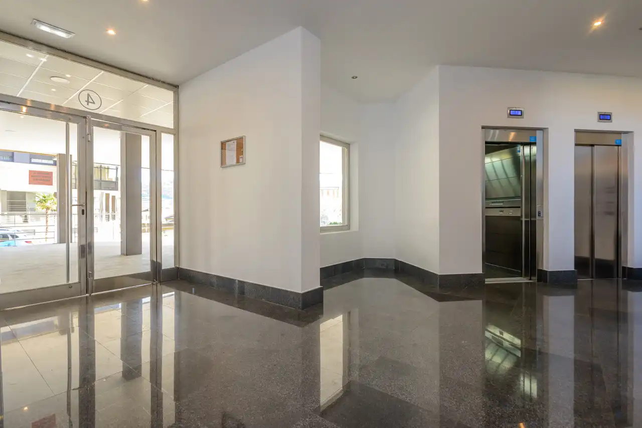 Garaje en venta en Grado