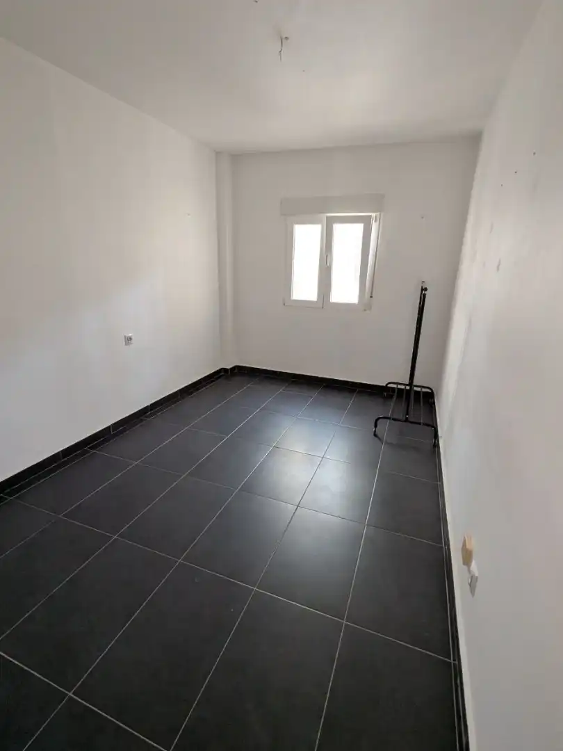 Penthouse with lift to rent in Rambla de Salvador Samà 47, imagen 4
