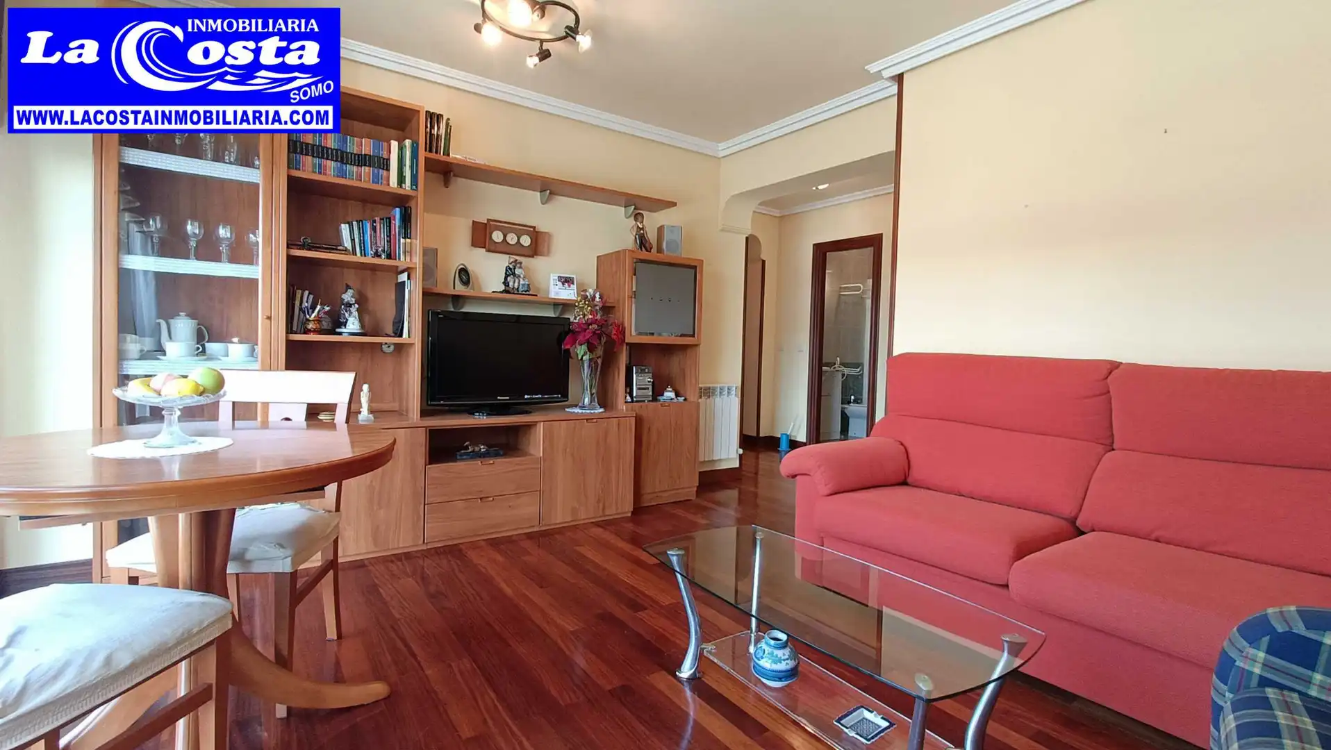 Wohnzimmer von Wohnung zum Verkauf in Ribamontán al Mar mit Heizung, Ofen und Waschmaschine