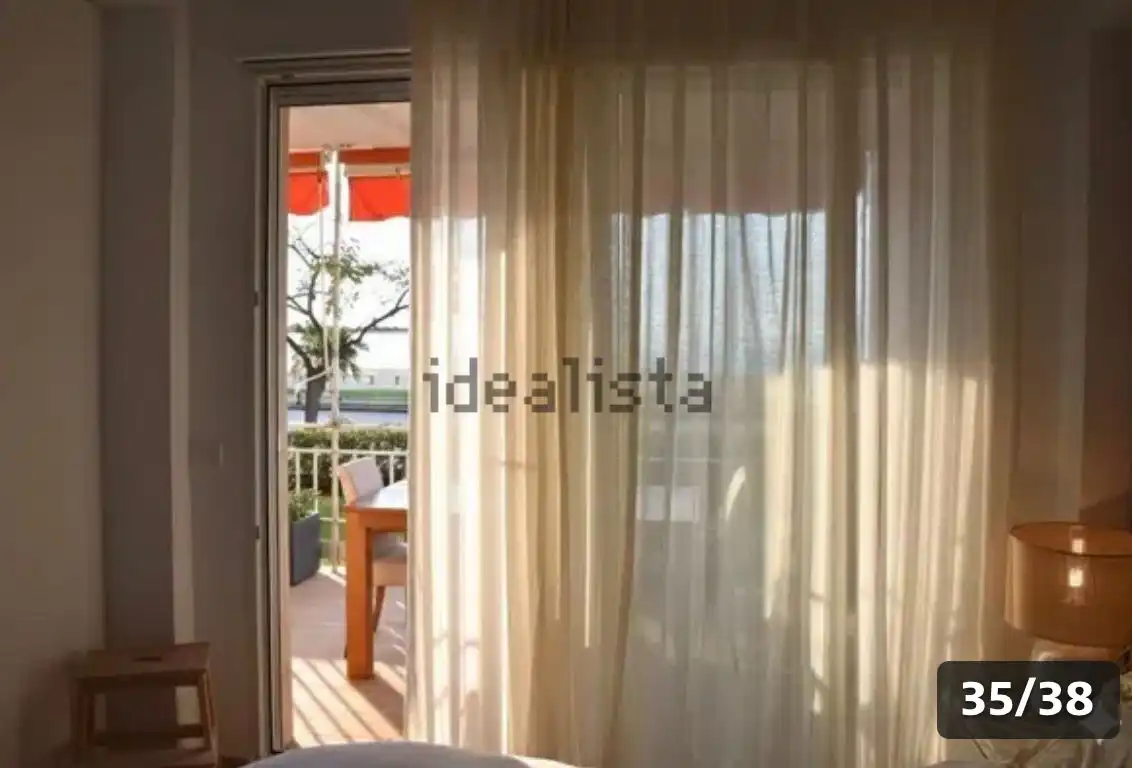 Dormitori de Apartament en venda en Gandia amb Aire condicionat, Terrassa i Moblat