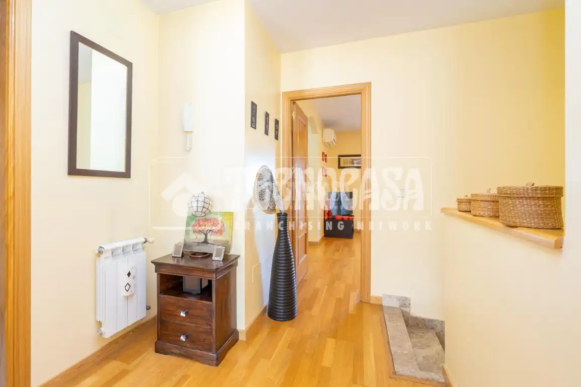 Wohnung zum Verkauf in Colmenar Viejo mit Klimaanlage, Heizung und Balkon