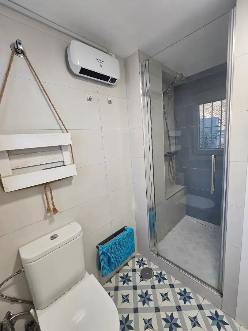 Bathroom of Attic for sale in Casco Antiguo