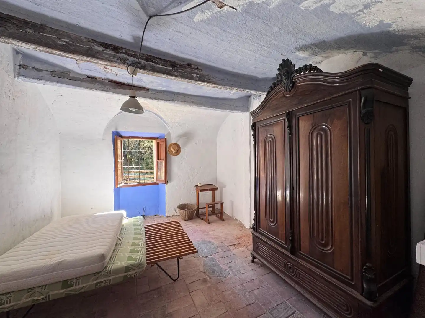 Habitación de Finca rústica en venta en Albanyà con Jardín privado, Terraza y Trastero