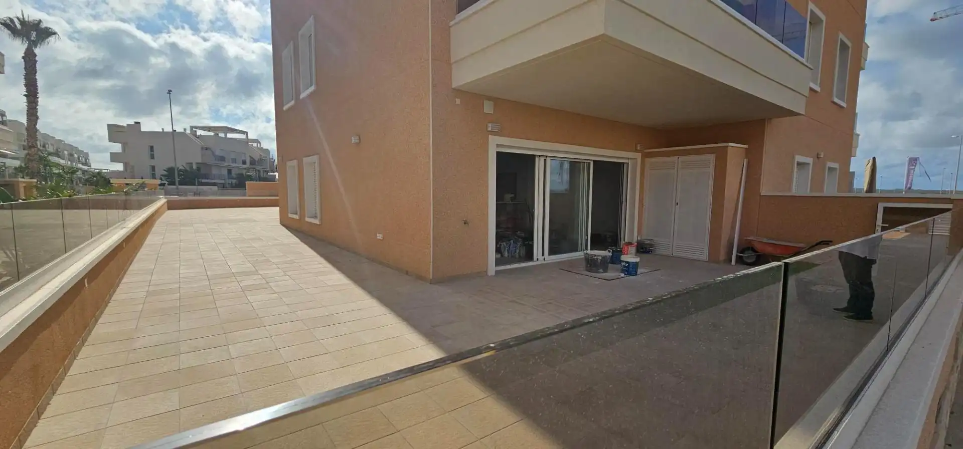 Vista exterior de Planta baja en venta en Guardamar del Segura con Aire acondicionado, Terraza y Amueblado