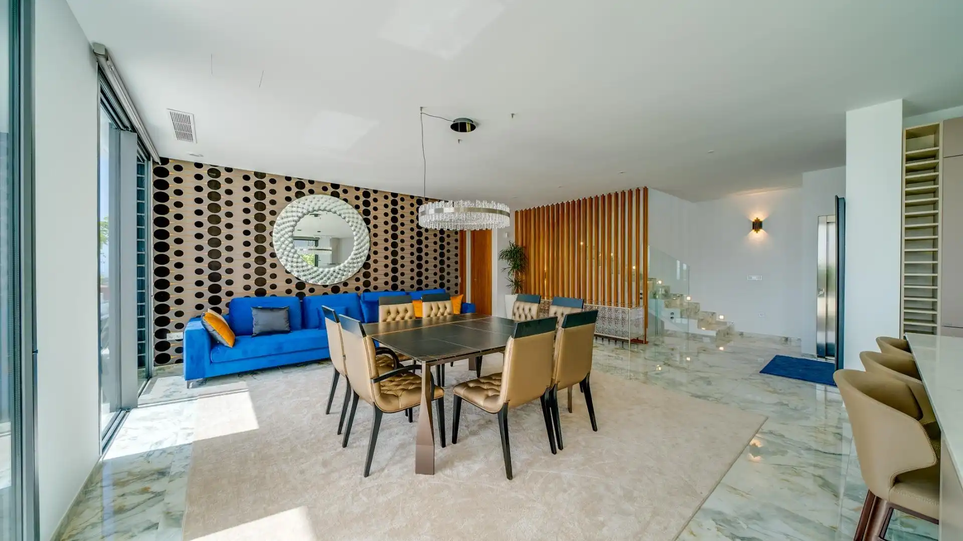 Villa mit Terrasse zum Verkauf in Golf Bahía, imagen 4