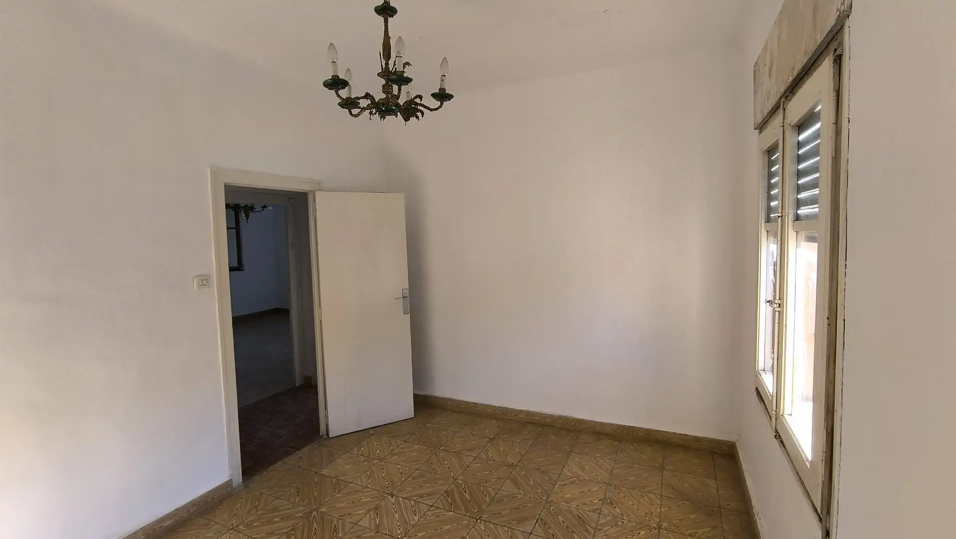 Casa o chalet en venta en Alpartir con Jardín privado, Terraza y Amueblado