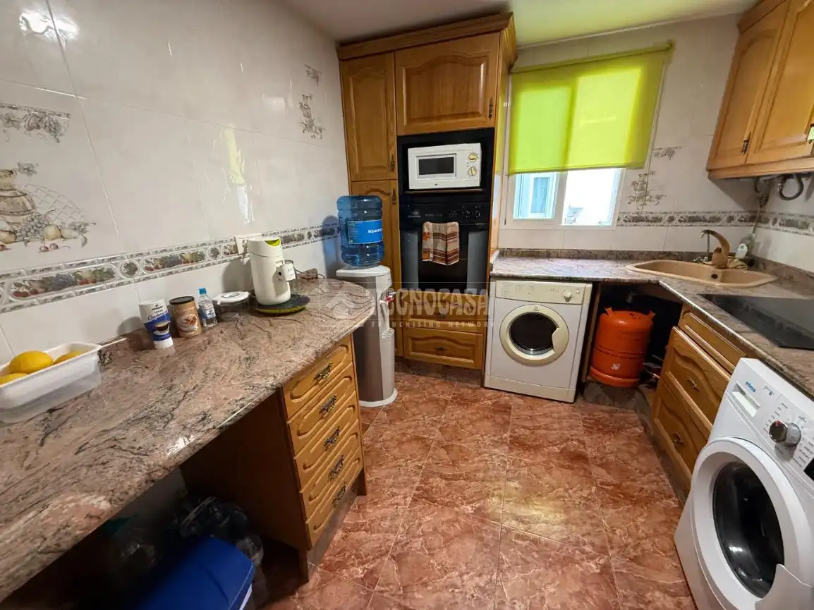 Kitchen of Flat for sale in Paterna