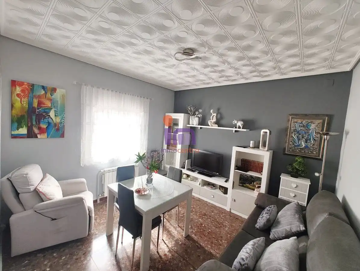 Casa con terraza en venta en Valdepeñas