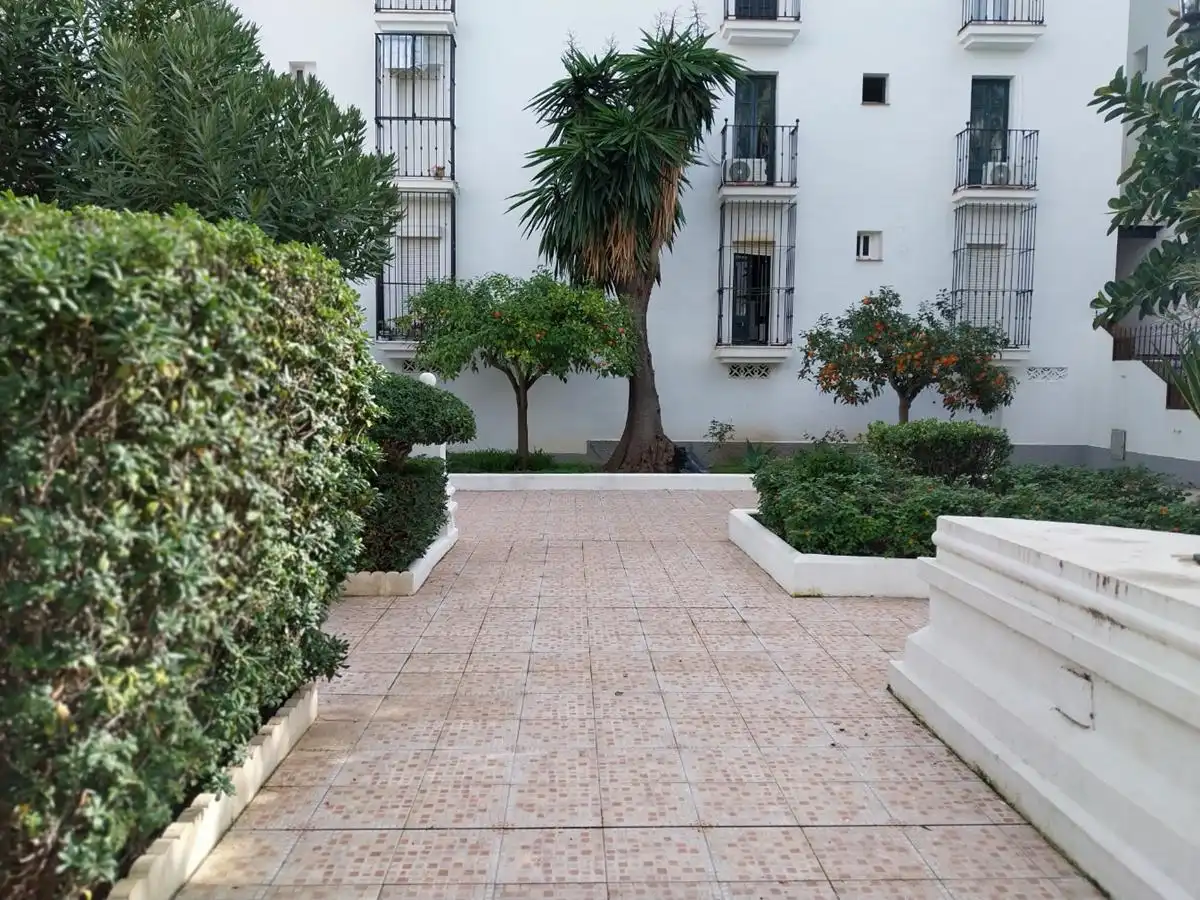 Appartamento con piscina in vendita a San Luis de Sabinillas