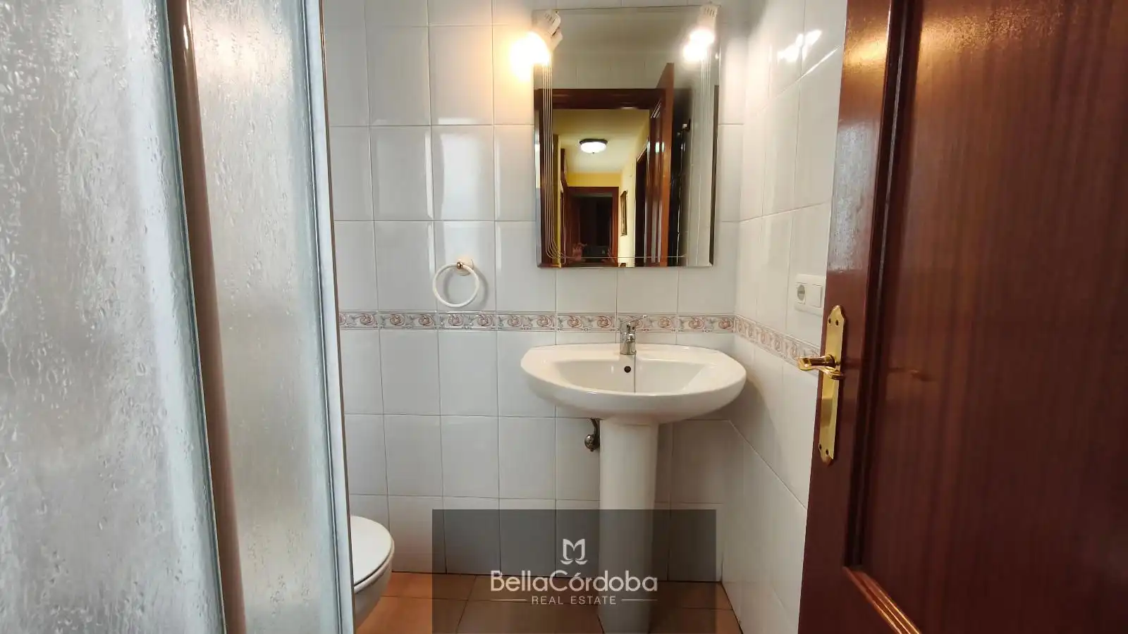 Bathroom of Flat for sale in Córdoba  with Air Conditioner, Heating and Terrace