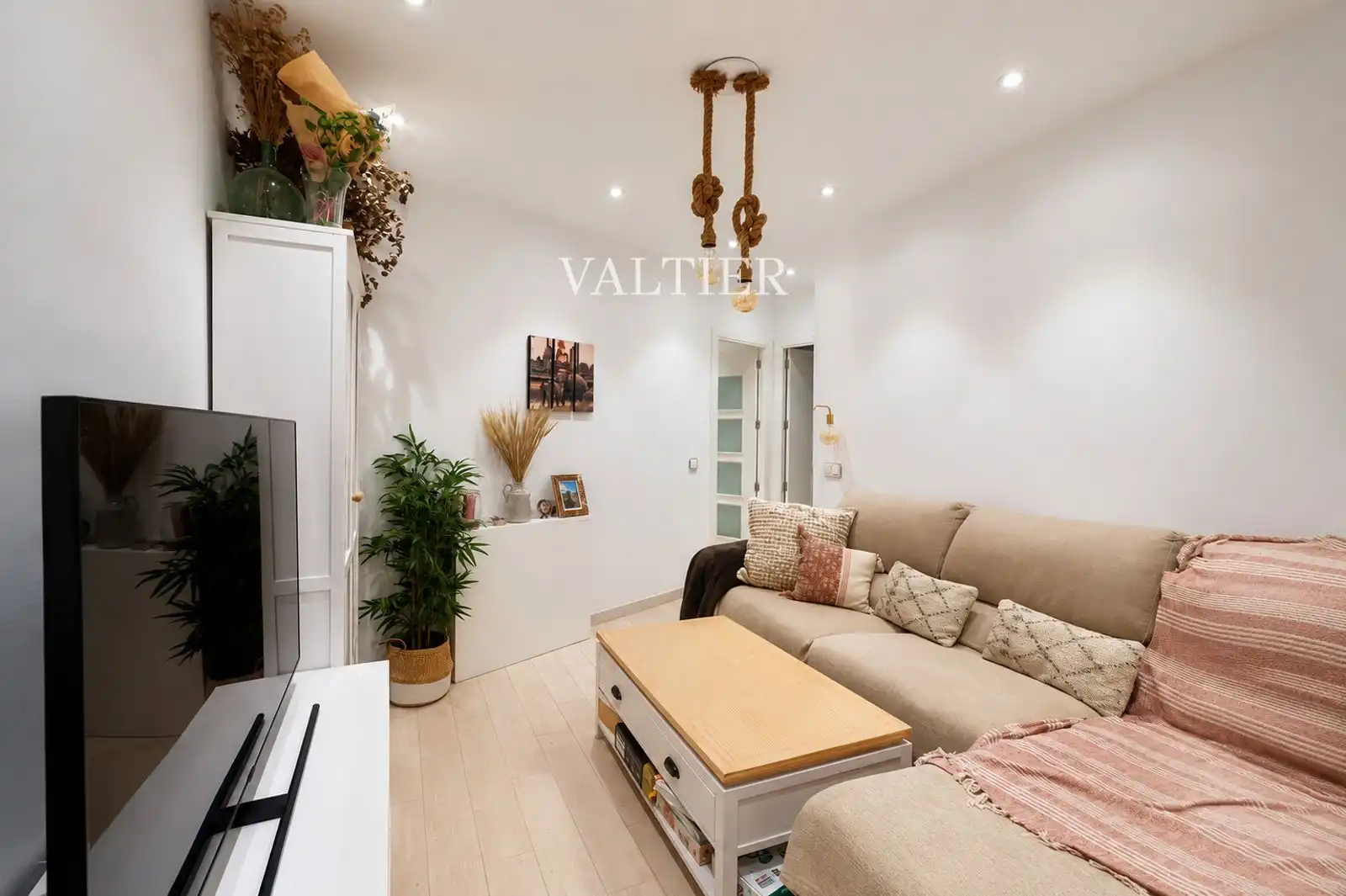 Wohnzimmer von Wohnung zur Miete in Madrid mit Terrasse und Möbliert