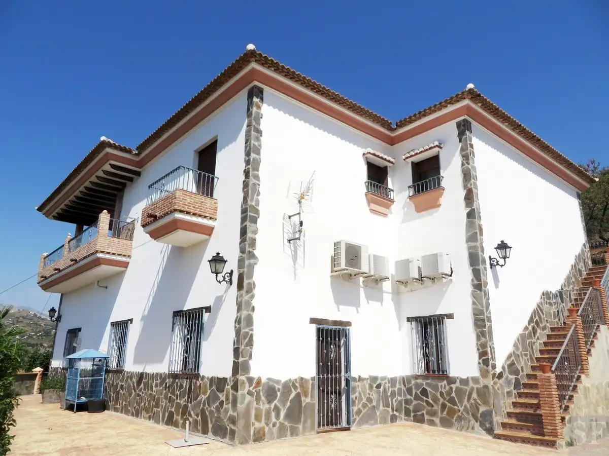 Casa in vendita a Sayalonga, imagen 2