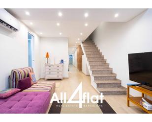 Duplex to rent in  Barcelona Capital  with Air Conditioner, Parquet flooring and Terrace