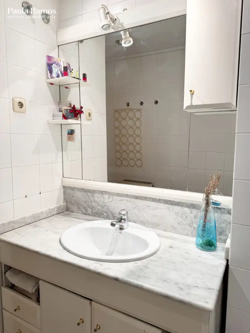 Baño de Piso en venta en Granollers con Calefacción, Trastero y Horno