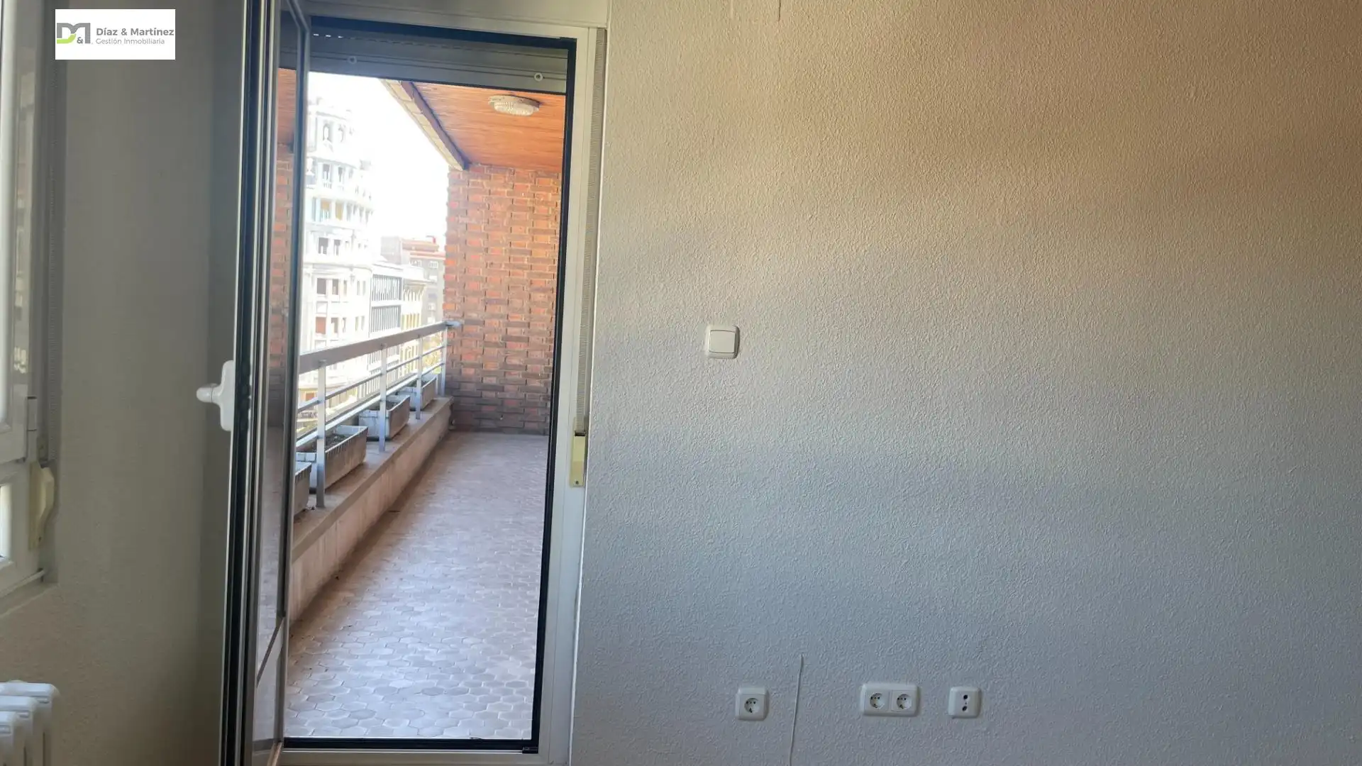 Terraza de Piso en venta en León Capital  con Calefacción, Parquet y Terraza