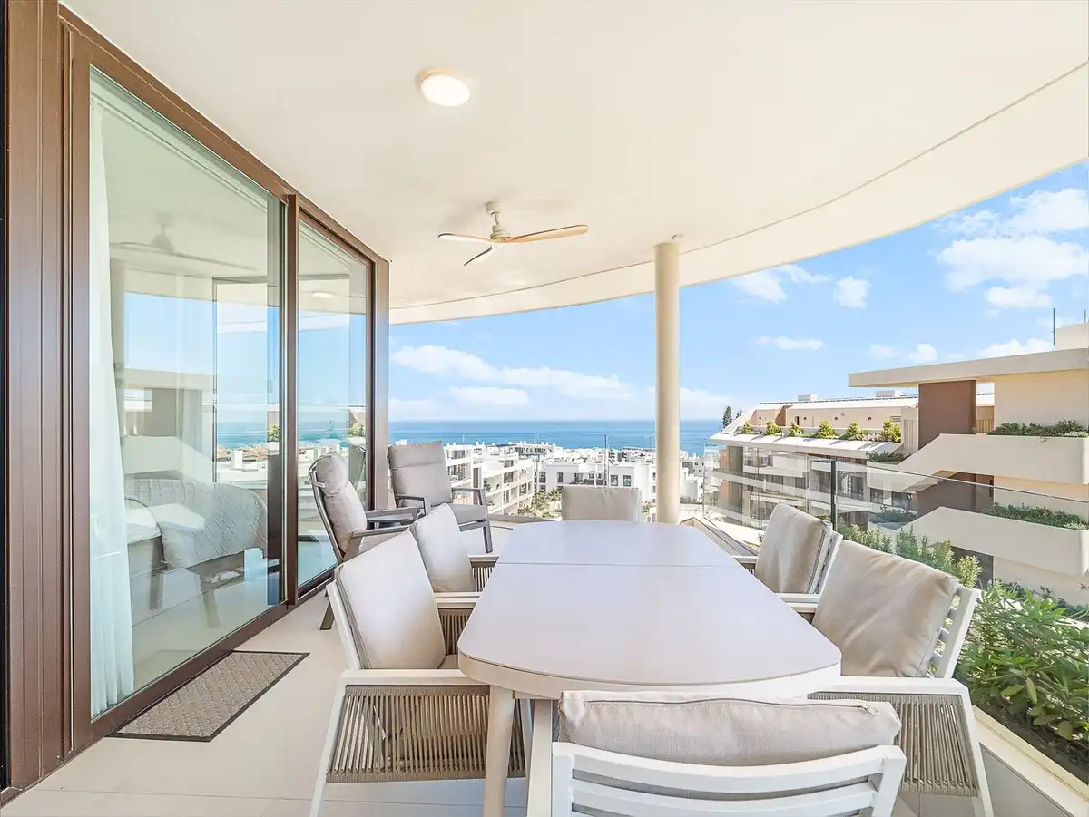 Apartamento con piscina en venta en Centro ciudad, imagen 2