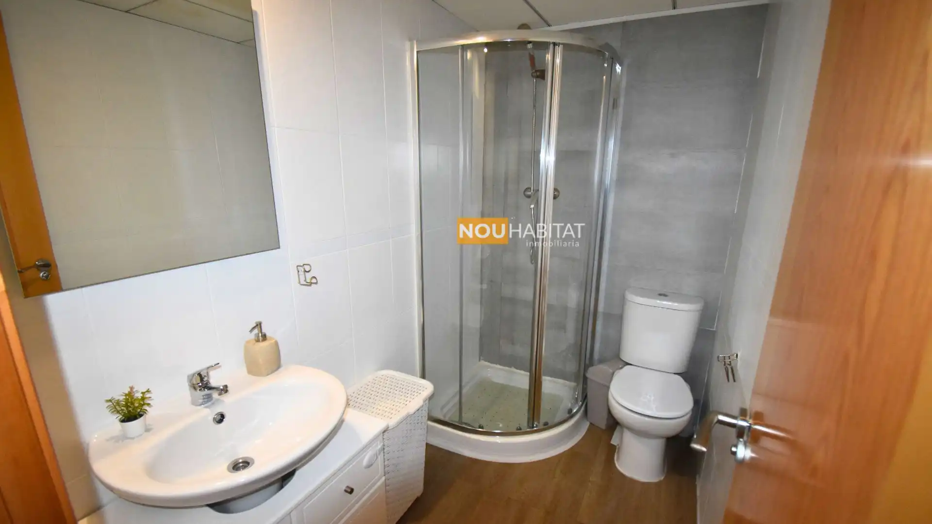 Baño de Ático en venta en Montroi / Montroy con Aire acondicionado y Terraza