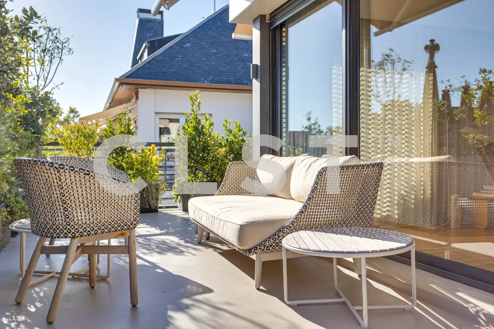 Terrasse von Dachboden zur Miete in Barcelona mit Klimaanlage, Heizung und Parkett