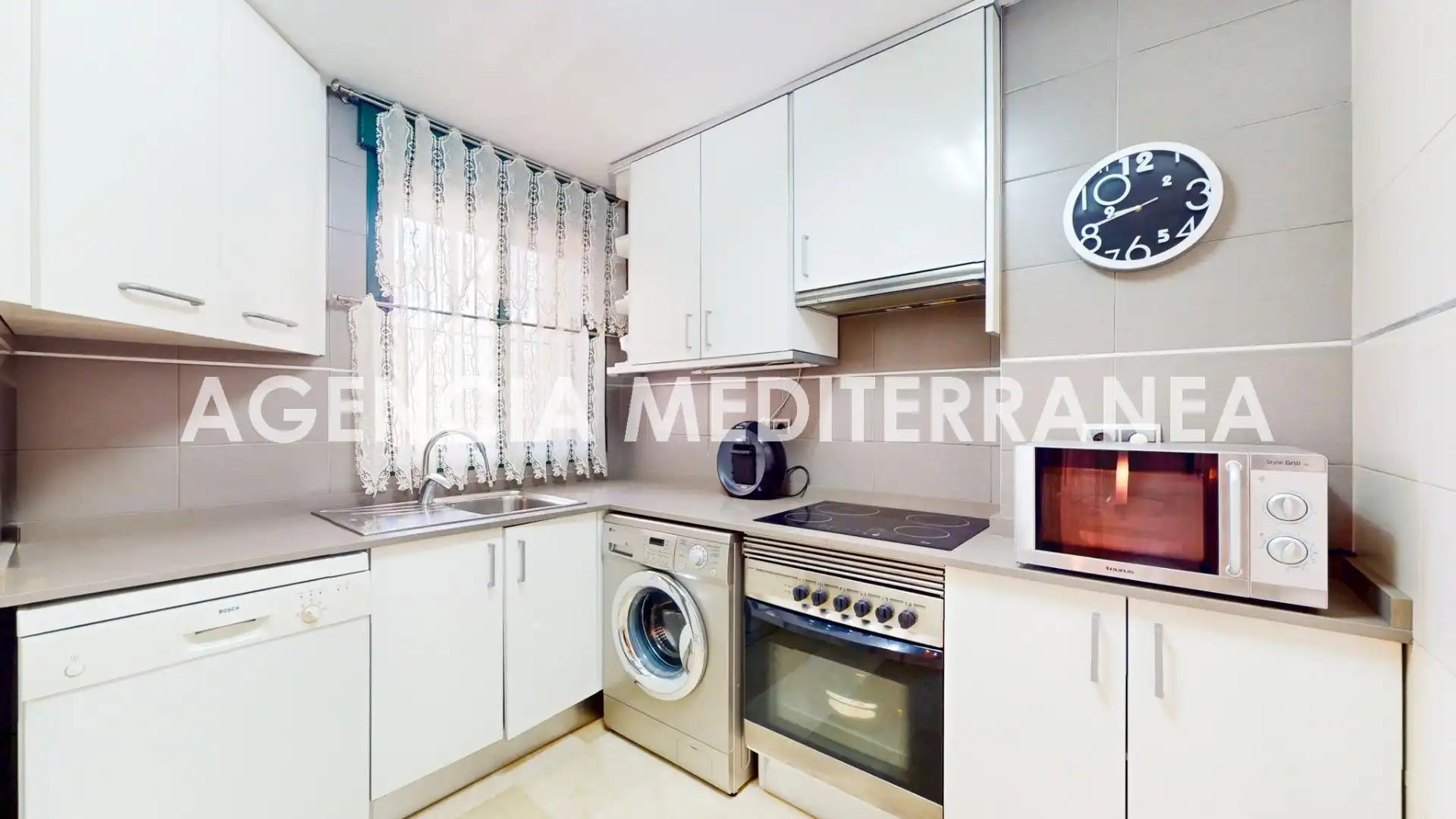 Maisonette zum Verkauf in Calle de Isabel de Villena, La Malva-rosa