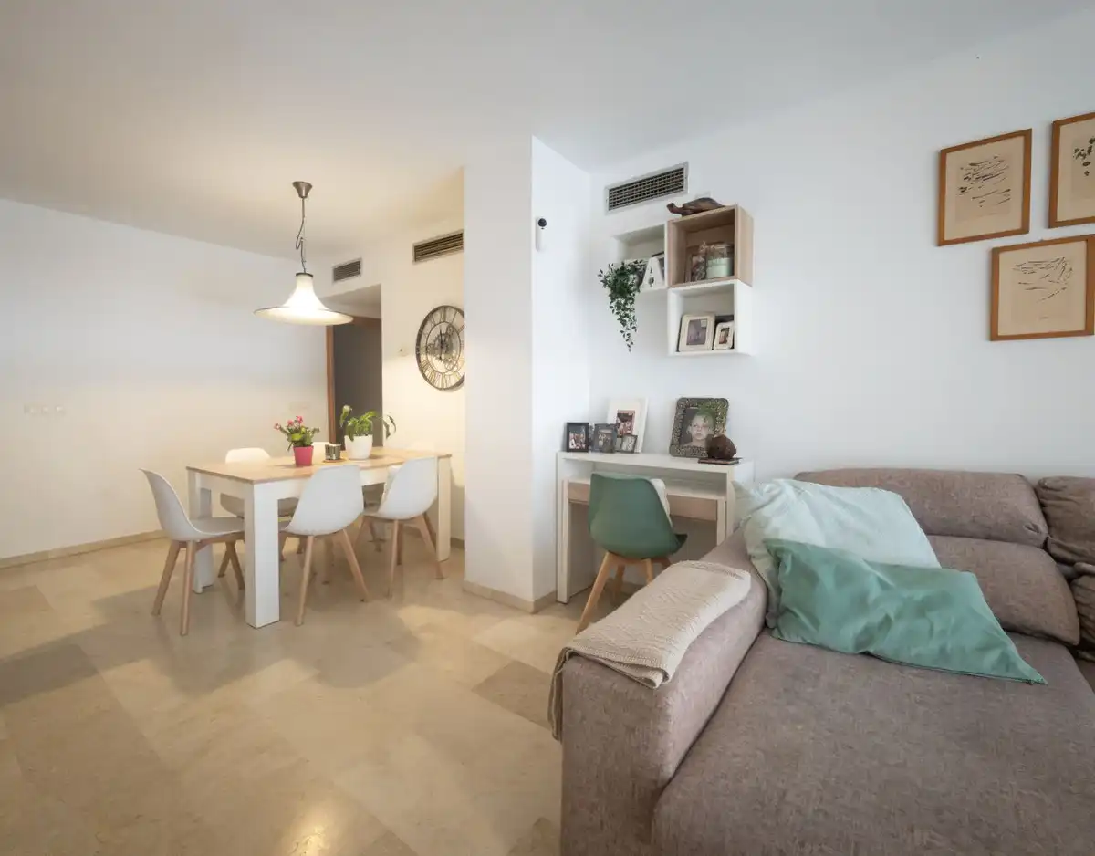 Sala d'estar de Apartament en venda en San Pedro de Alcántara