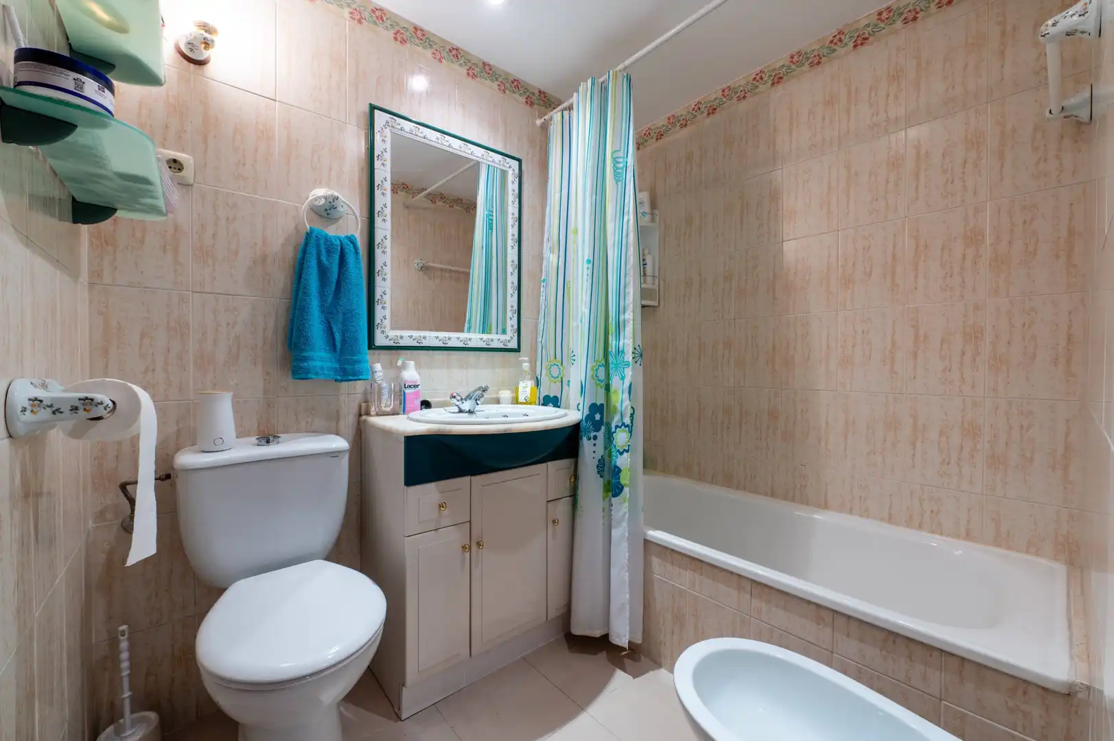 Baño de Piso en venta en Madrid con Aire acondicionado y Calefacción