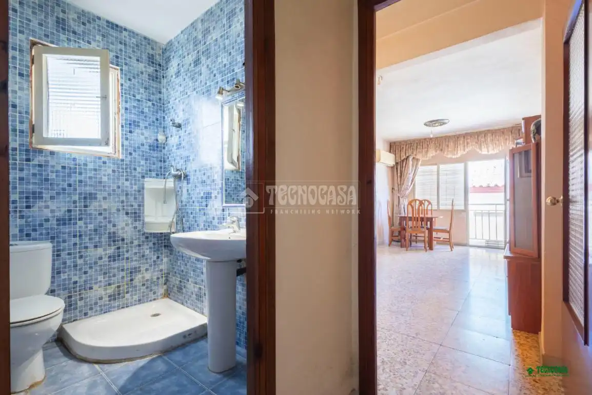 Flat for sale in Albox  with Air Conditioner and Balcony