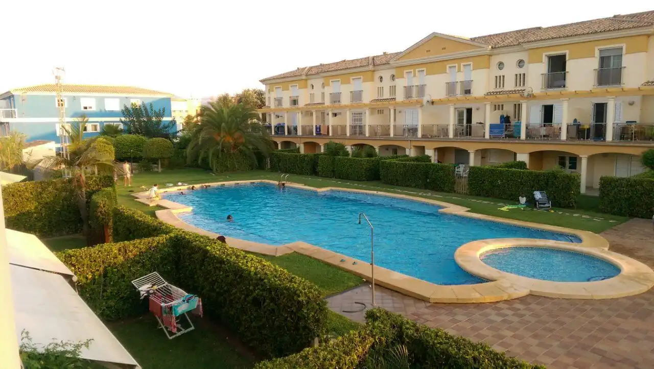 Piscina de Dúplex de alquiler en Oliva con Aire acondicionado, Calefacción y Terraza