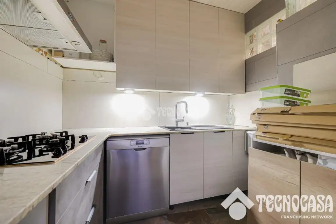 Casa aparellada amb terrassa en venda a Cerdanyola, imagen 18