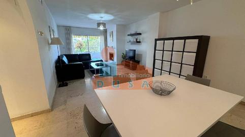 Foto 4 de Piso de alquiler en Guadalmina Alta, Málaga