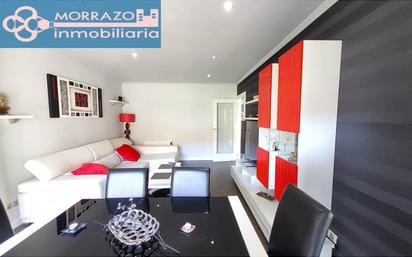 Living room of Flat for sale in Marín  with Swimming Pool and Balcony