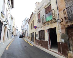Vista exterior de Casa adosada en venda en Villar del Arzobispo