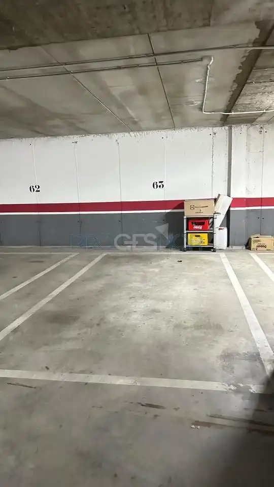 Parking of Flat for sale in León Capital   with Heating, Parquet flooring and Storage room