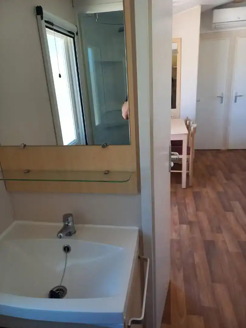 Baño de Planta baja en venta en Cuenca Capital con Aire acondicionado
