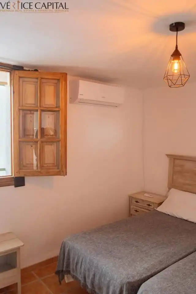 Bedroom of Houses for sale in Villanueva de Algaidas  with Air Conditioner, Terrace and Swimming Pool
