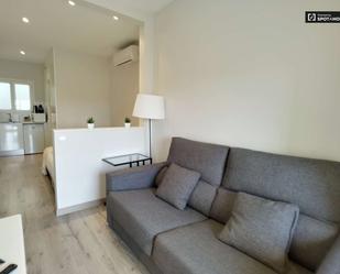 Study to share in Dreta de l'Eixample