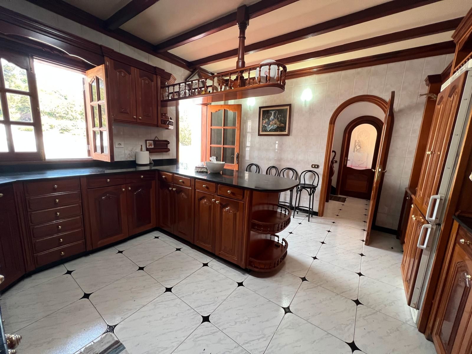 Cuina de Casa o xalet en venda en Moya (Las Palmas) amb Jardí privat, Terrassa i Traster