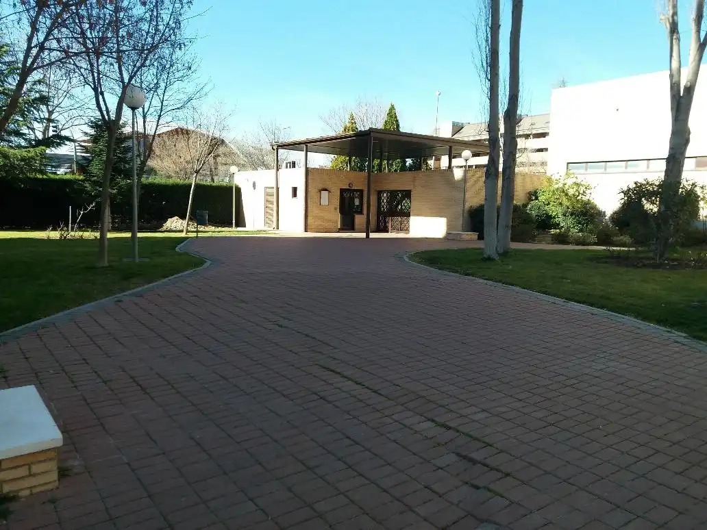 Flat for rent in Calle Fausto Elhuyar, La Garena