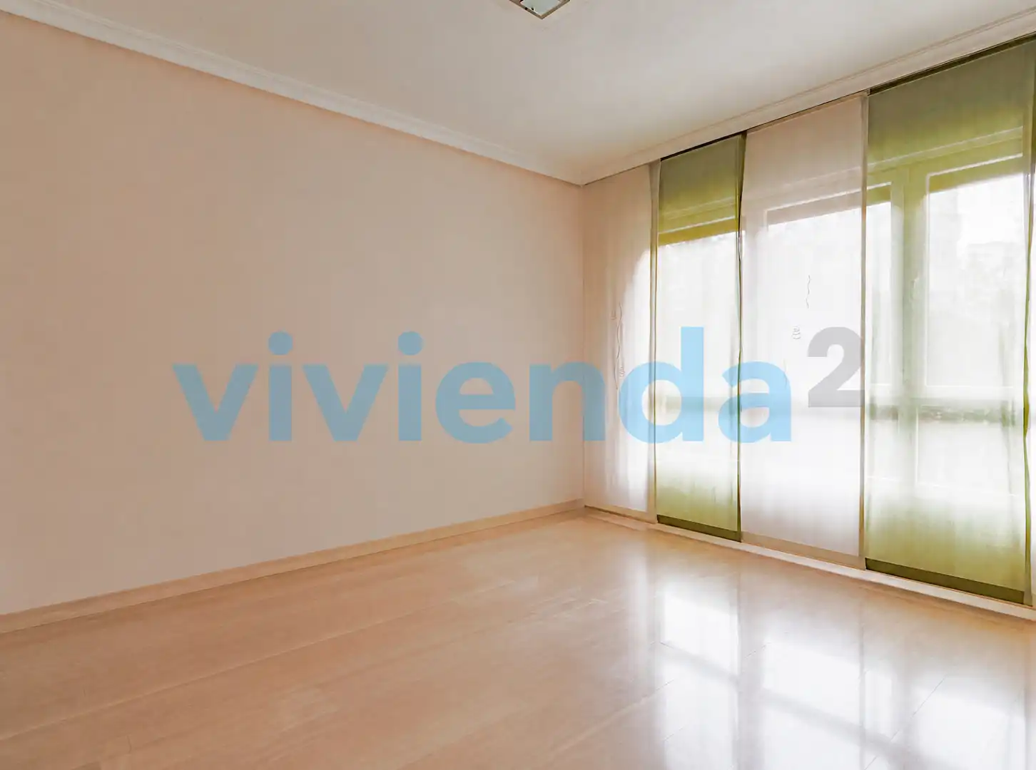 Living room of Flat for sale in Madrid  with Air Conditioner, Heating and Storage room