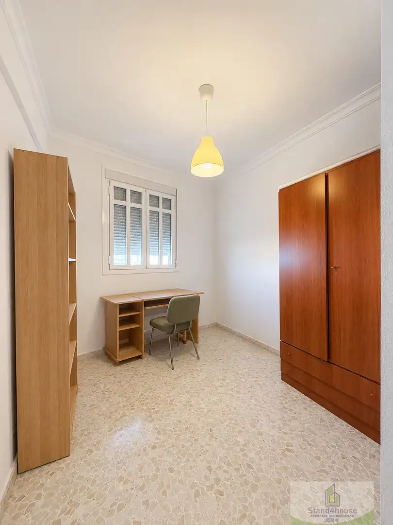 Bedroom of Flat for sale in Bollullos Par del Condado  with Air Conditioner, Heating and Storage room