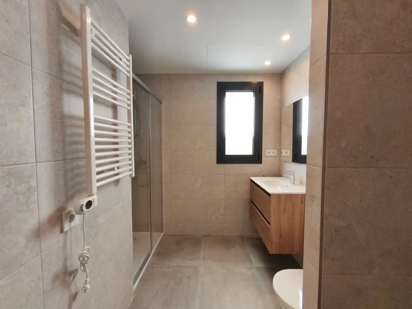 Piso de obra nueva con ascensor en venta en Carrer de Maria Rosa Gelabert i Cases 31, imagen 15