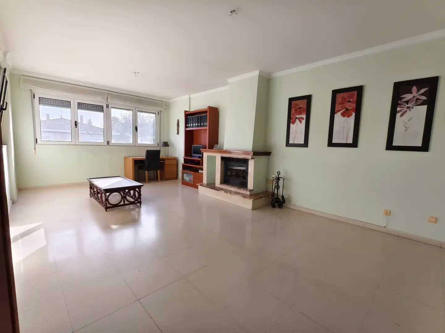 Sala de estar de Casa o chalet en venta en Grijota con Calefacción, Jardín privado y Piscina