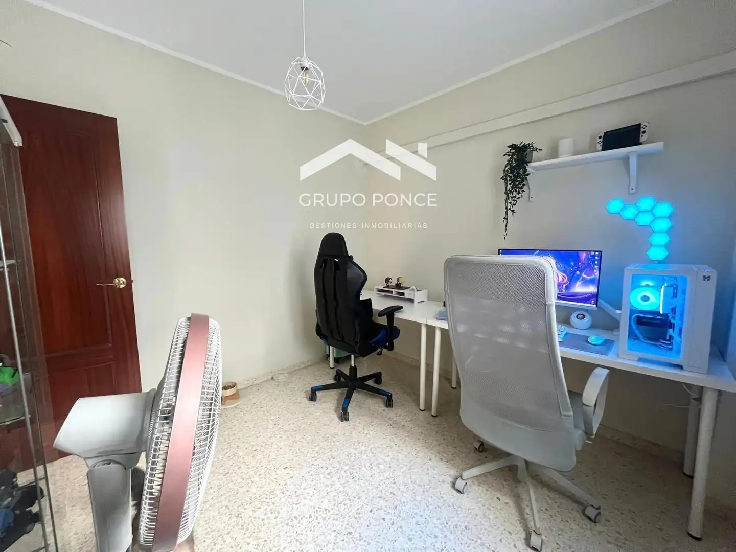 Flat for sale in Jerez de la Frontera  with Air Conditioner, Swimming Pool and Community pool