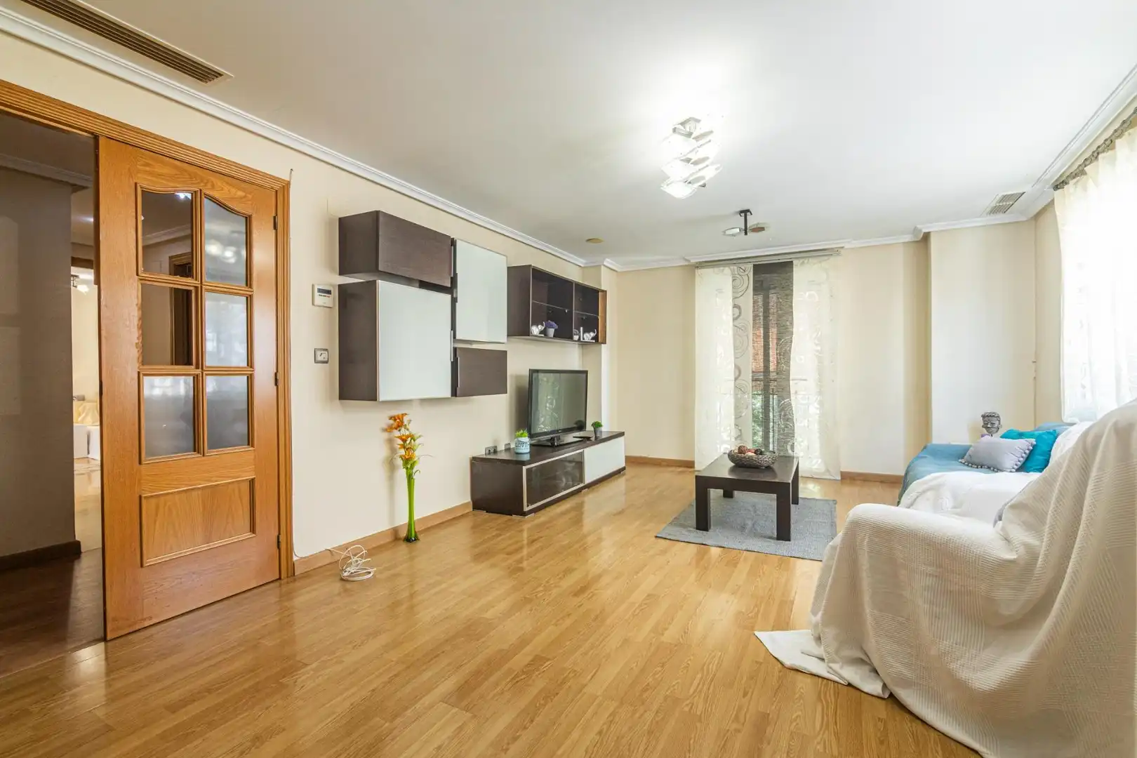 Sala d'estar de Àtic en venda en Elche / Elx amb Aire condicionat, Terrassa i Balcó