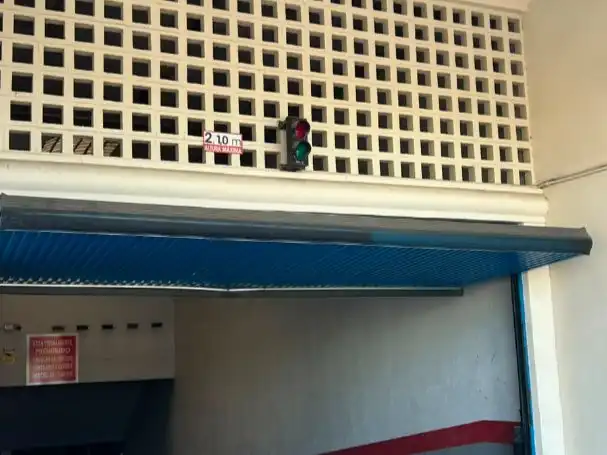 Vista exterior de Garaje en venta en Málaga con Alarma