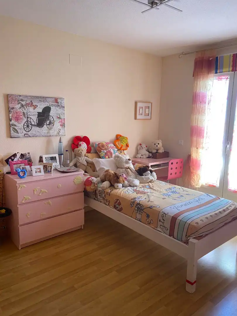 Habitación de Casa adosada en venta en Méntrida con Aire acondicionado, Calefacción y Jardín privado