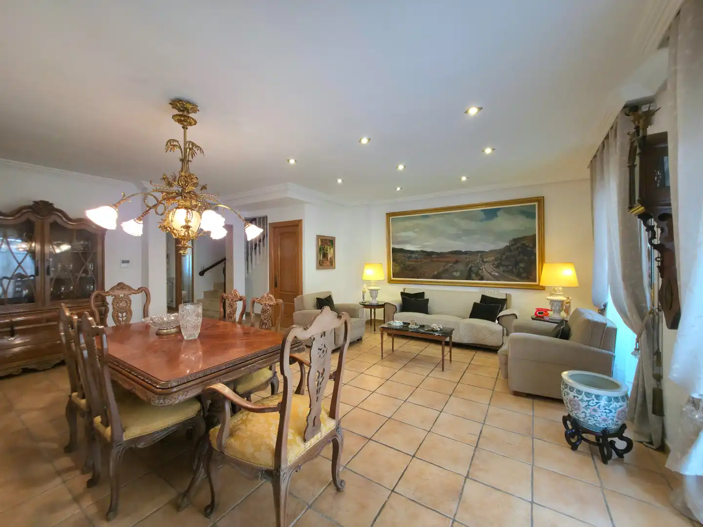 Sala d'estar de Casa adosada en venda en Alicante / Alacant amb Aire condicionat, Calefacció i Jardí privat
