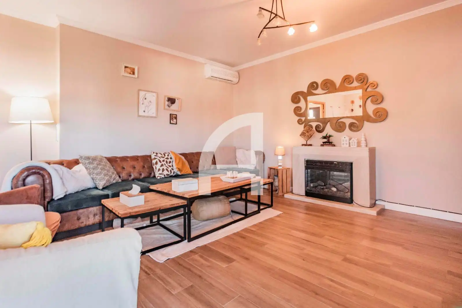 Sala de estar de Casa o chalet en venta en Mijas con Aire acondicionado, Calefacción y Piscina