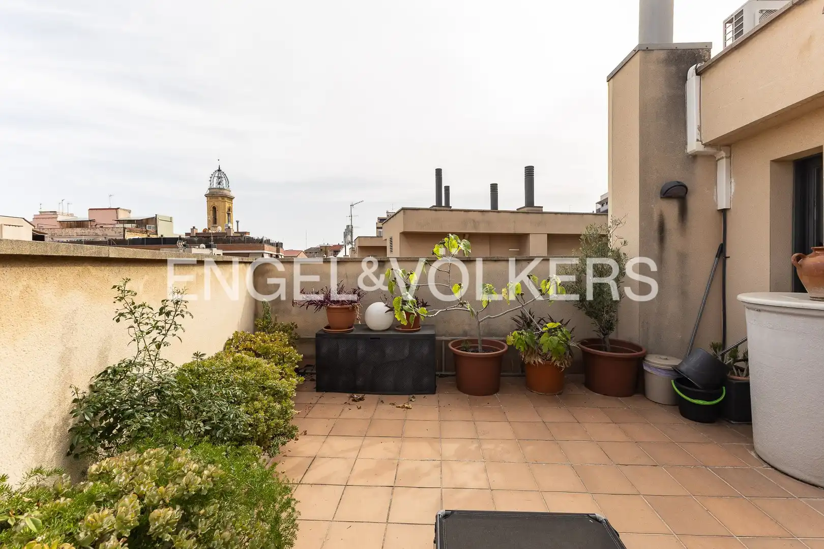 Terraza de Casa adosada en venta en Barcelona con Aire acondicionado, Calefacción y Jardín privado